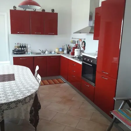 Dom wakacyjny Casa Vacanza Sara *